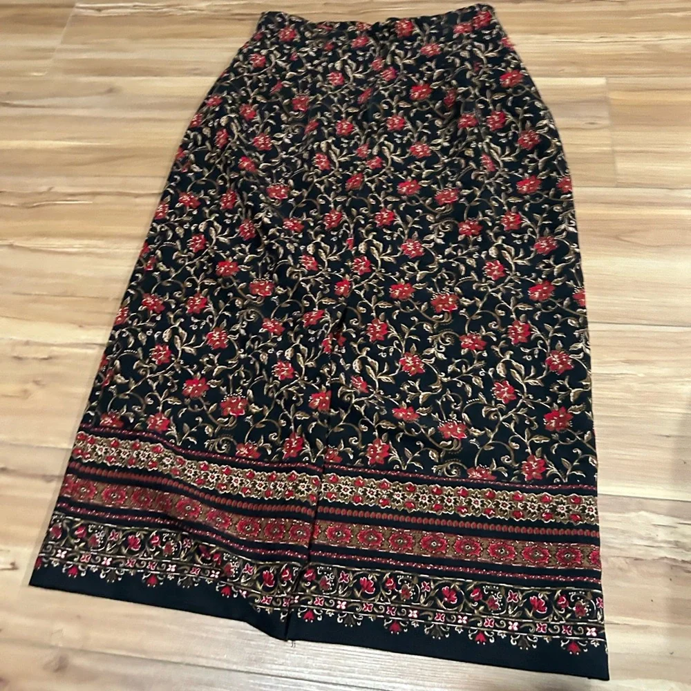 Briggs New York Midi Floral Business Skirt Size 10P